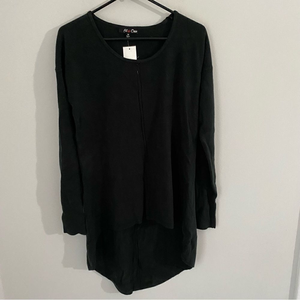 All At Once Women’s High Low Long Sleeve Round Neck Charcoal Gray Tunic Sweater